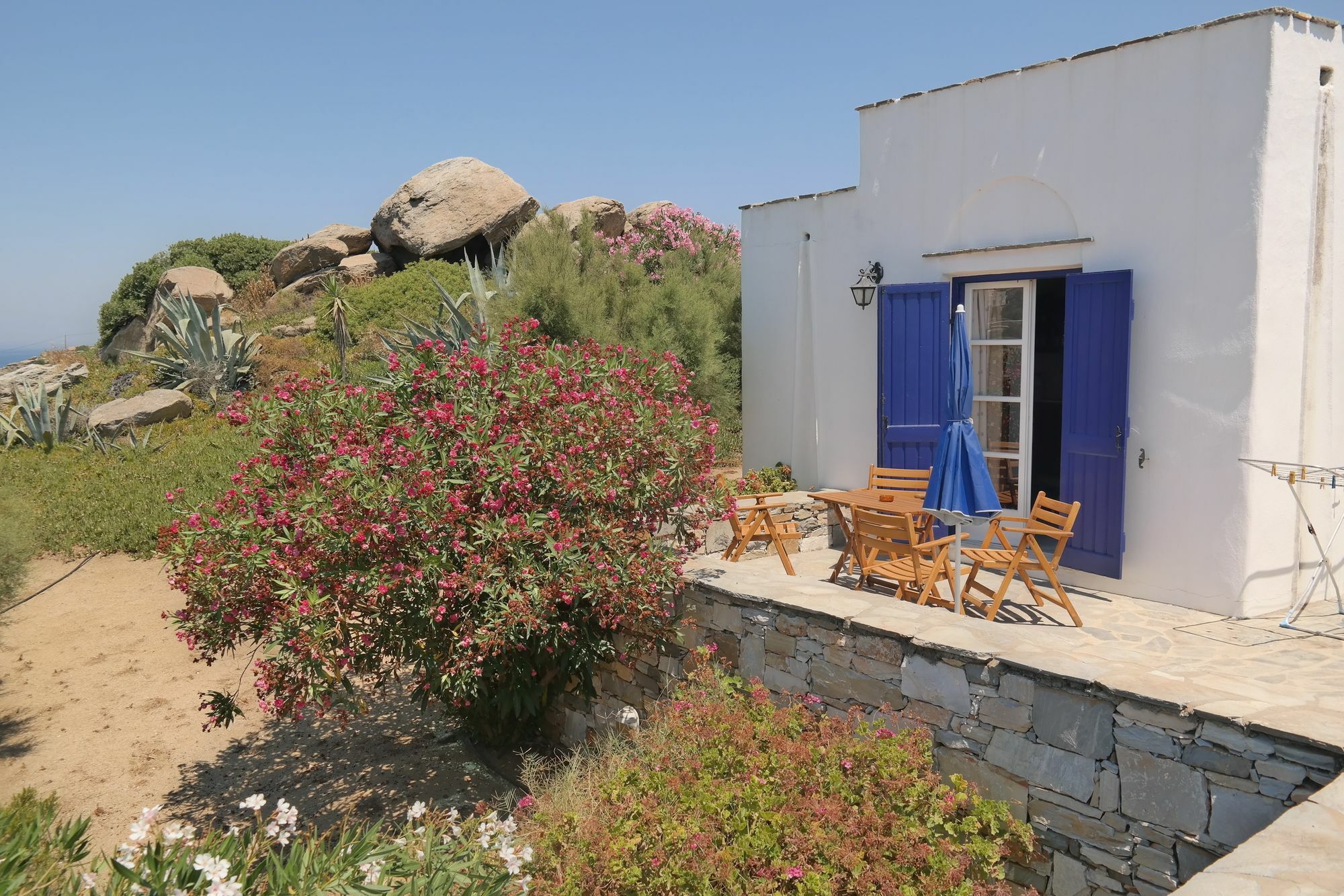 Sun Rock Apartments Stelida  Exterior foto